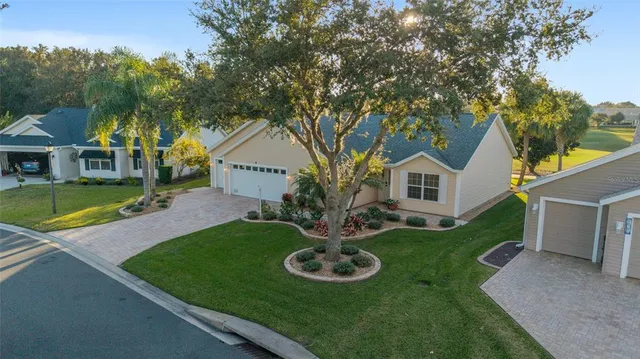 $549,900 | 967 Livingston Loop, The Villages, FL 32162