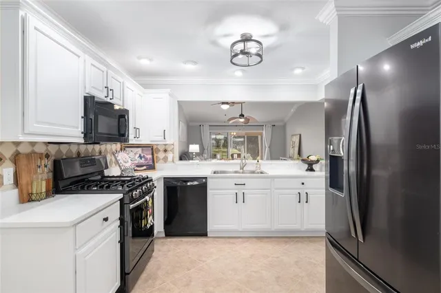 $549,900 | 967 Livingston Loop, The Villages, FL 32162