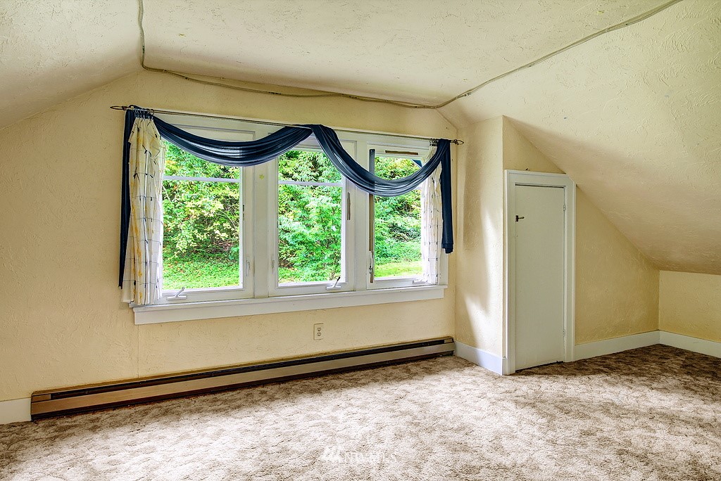 17509 102nd Avenue Northeast Bothell, WA 98011 - Photo 10 of 18 Gallery Image 10