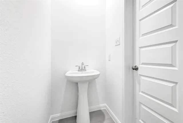 $272,400 | 14151 Mellow Pne Court, Houston, TX 77032