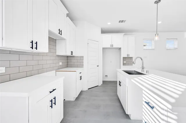 $272,400 | 14151 Mellow Pne Court, Houston, TX 77032