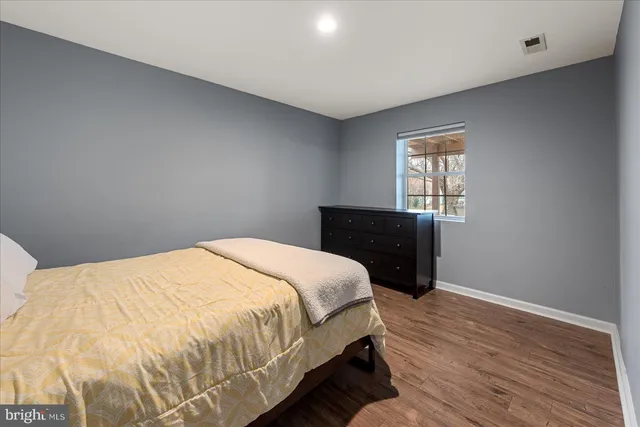 $625,000 | 6170 Oaklawn Lane, Woodbridge, VA 22193