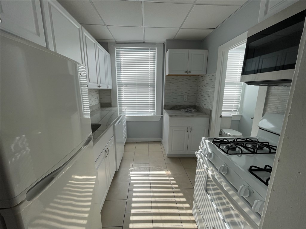 38 Freebody Street, Unit 207 Newport, RI 02840 - Photo 3 of 22