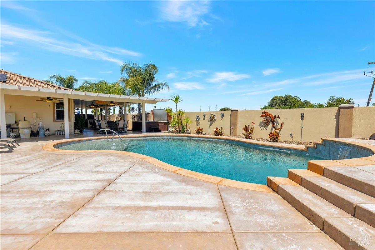 331 Frisbie Circle Vacaville, CA 95688 - Photo 47 of 93
