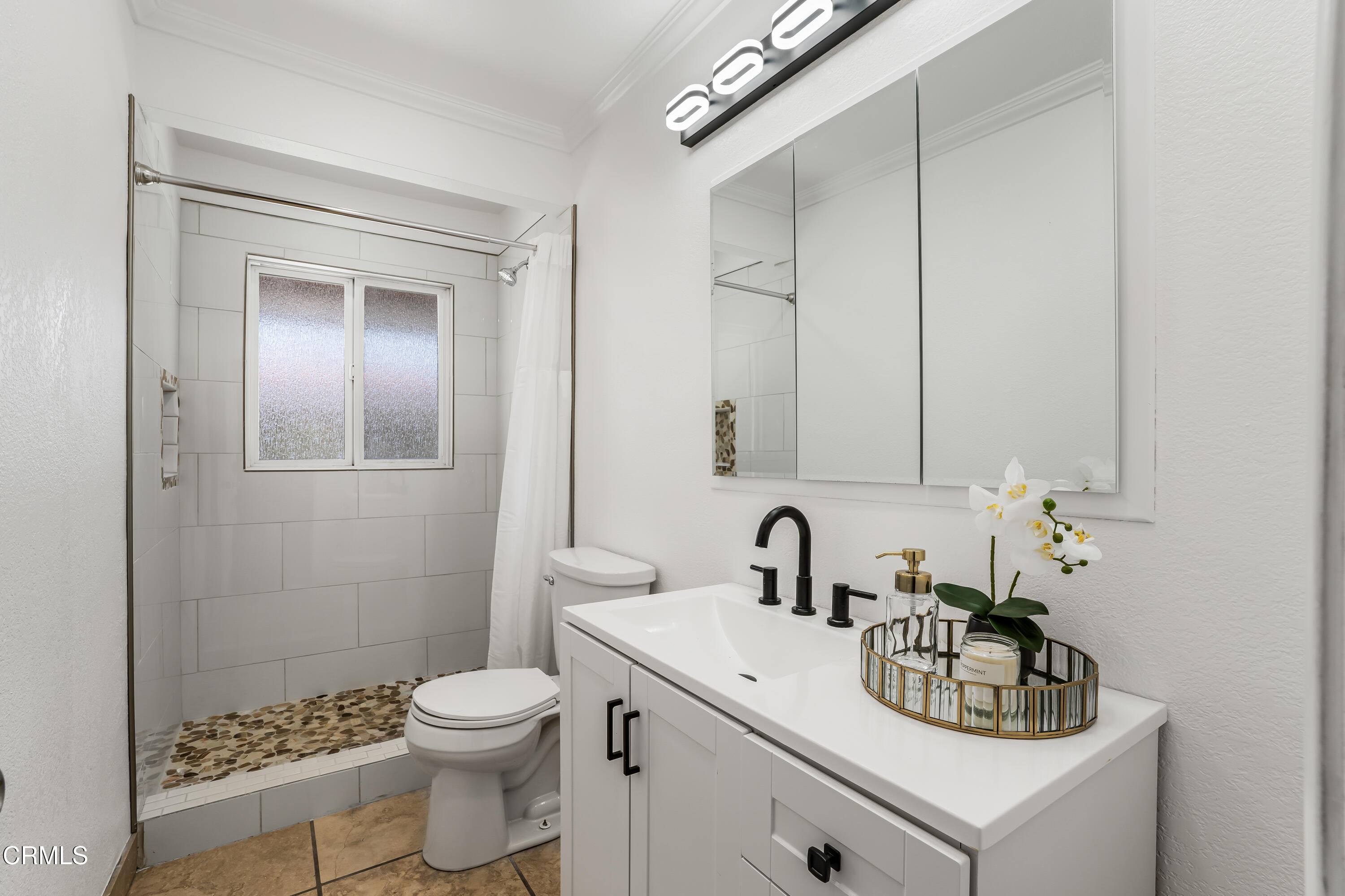 734 Balden Lane Fillmore, CA 93015 - Photo 21 of 46 a bathroom with a sink a toilet and shower