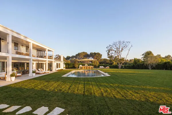 $9,450,000 | 6509 Wandermere Road, Malibu, CA 90265