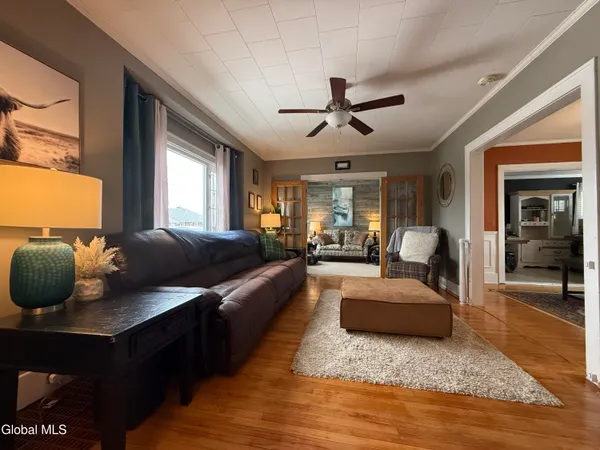 $2,200 | 21 Baker Street, Gloversville, NY 12078