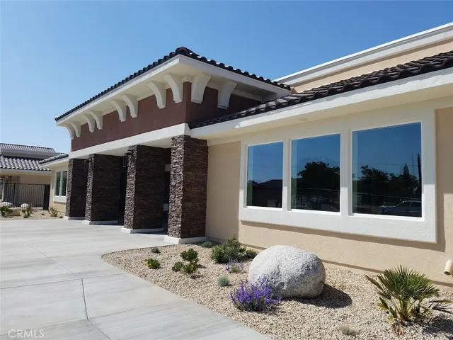 $1,995 | 16852 Muscatel Street, Hesperia, CA 92345