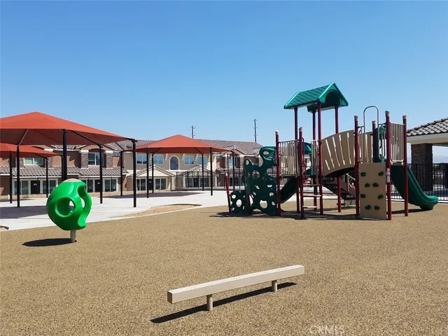 $1,995 | 16852 Muscatel Street, Hesperia, CA 92345