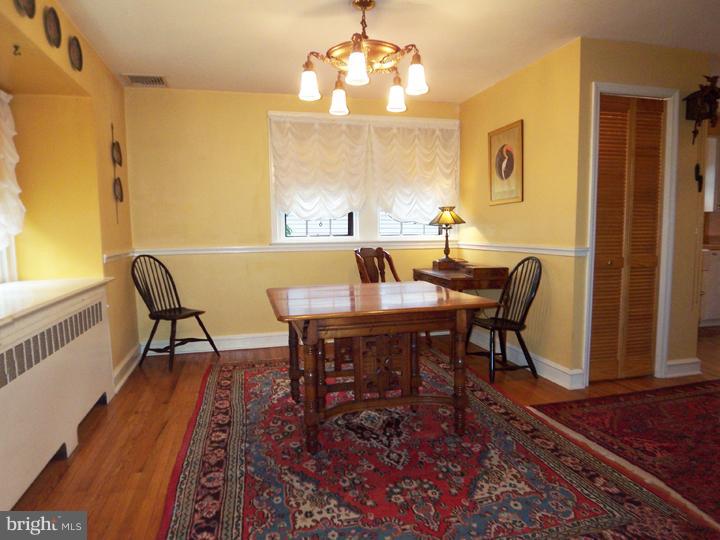 917 Ashbourne Road Cheltenham, PA 19012 - Photo 6 of 25 Dining Room