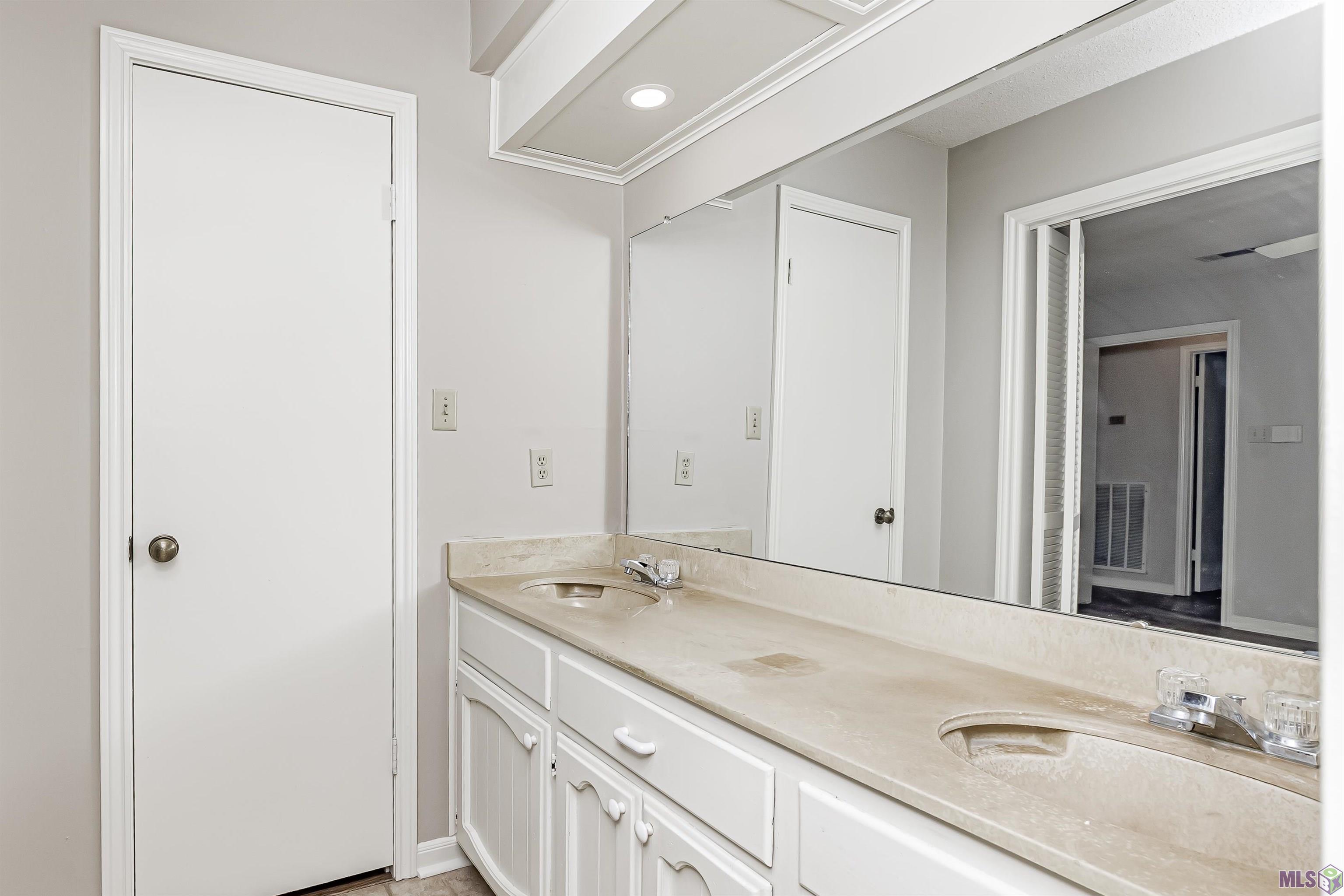 17237 General Pickett Avenue St. George, LA 70817 - Photo 14 of 22