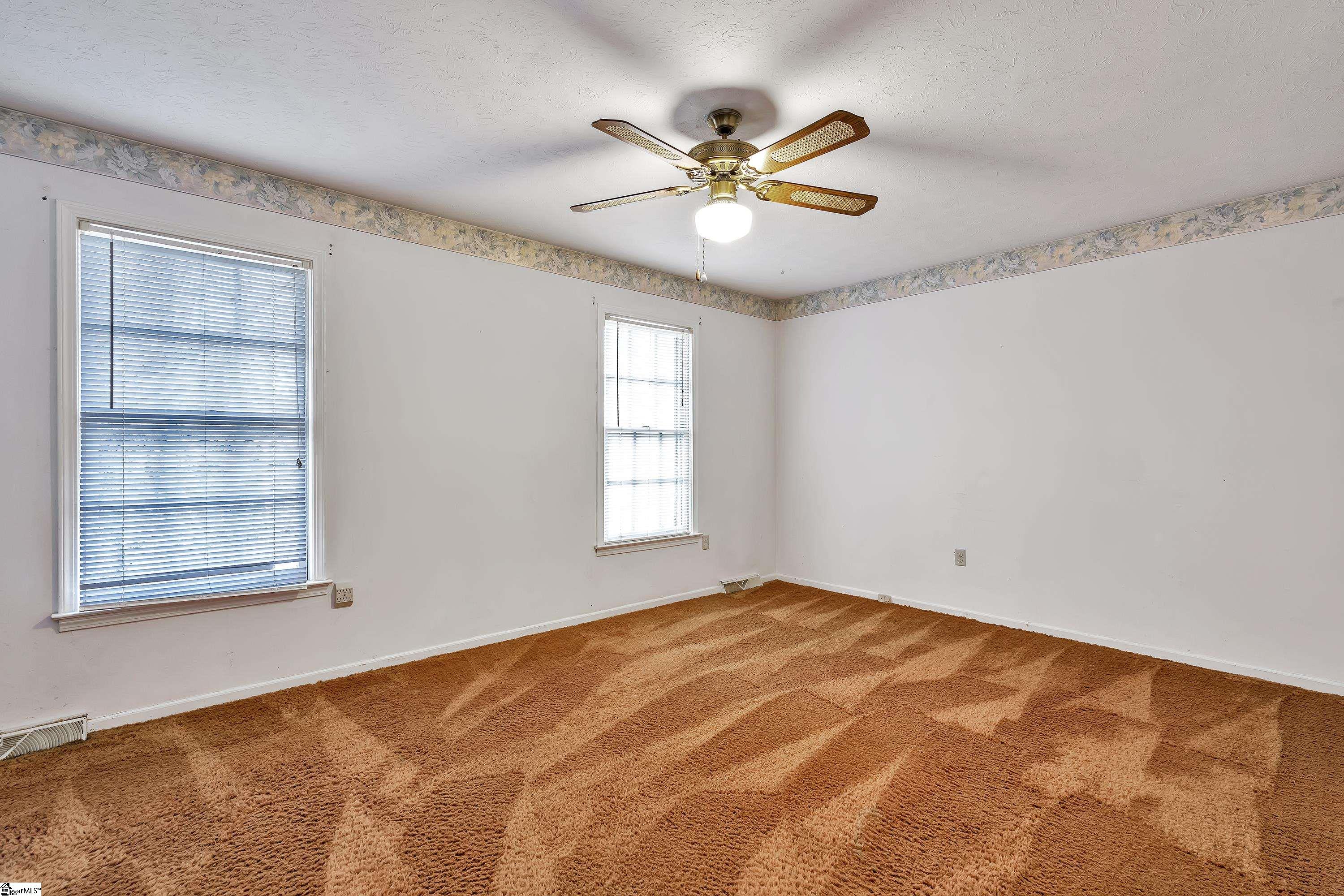 39 Williams Road Travelers Rest, SC 29690 - Photo 5 of 19 Gallery Image 5