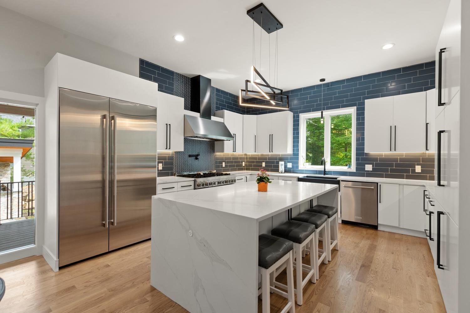 8 Jonathan Road Burlington, MA 01803 - Photo 14 of 42 Gallery Image 14