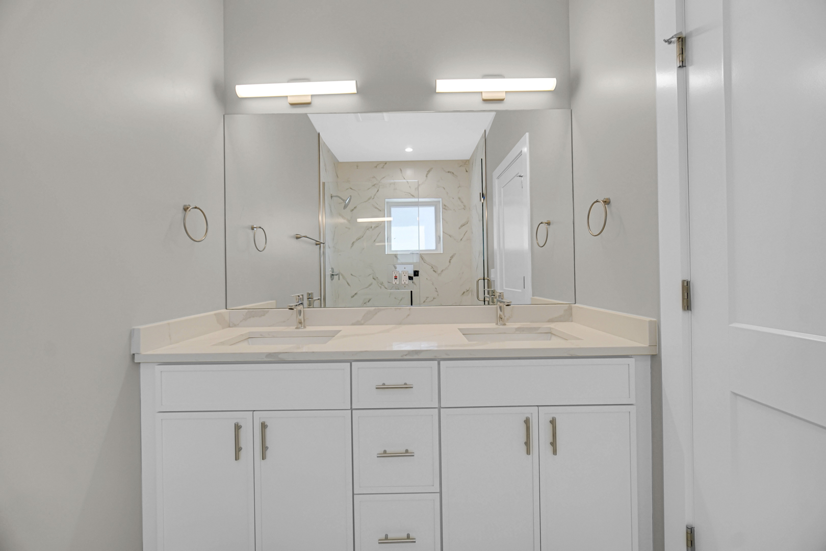 3225 South Halsted Street, Unit 2 Chicago, IL 60608 - Photo 13 of 23