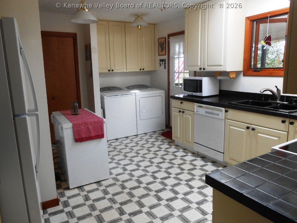 1550 Light House Road Given, WV 25245 - Photo 9 of 30 Gallery Image 9