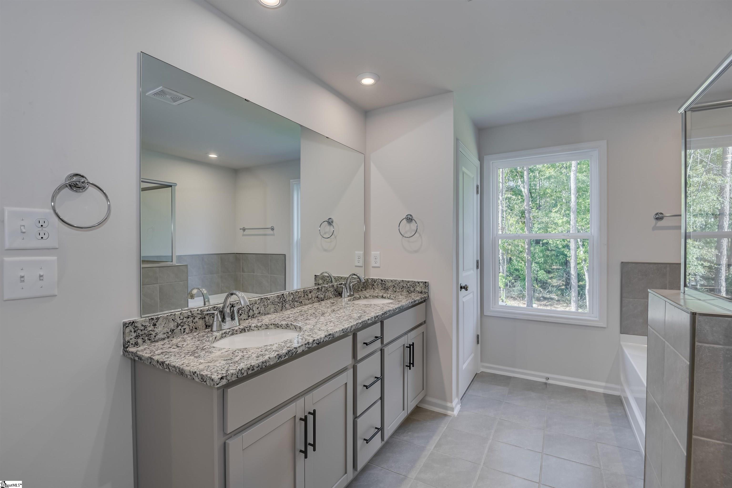 113 Harling Court Fountain Inn, SC 29644 - Photo 18 of 33