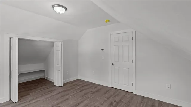 $2,850 | 2958 East Main Road, Portsmouth, RI 02871