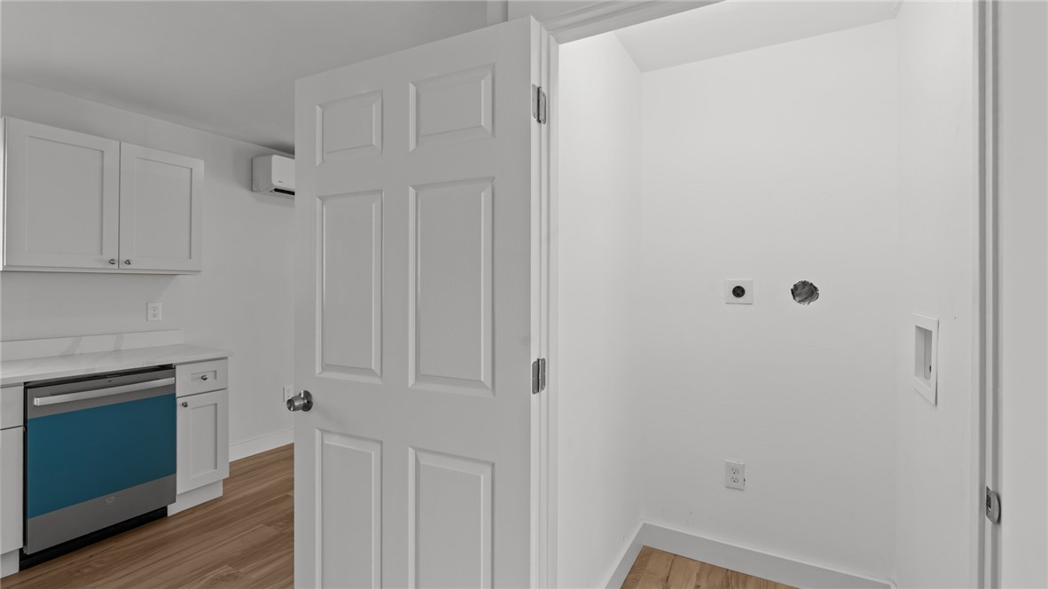 2958 East Main Road Portsmouth, RI 02871 - Photo 10 of 34