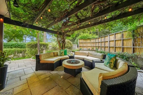 $1,299,000 | 21 Sheffield Terrace, West Orange, NJ 07052