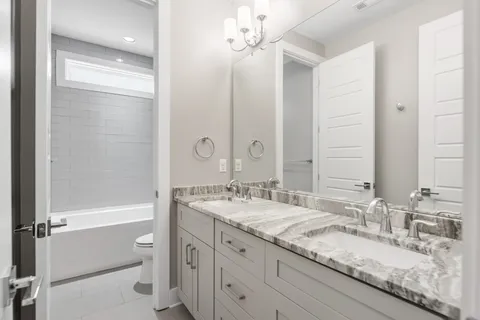 $950,000 | 1002 A Southside Avenue, Nashville, TN 37203