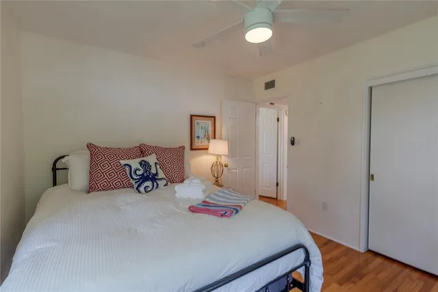 an aerial view of residential building and lake