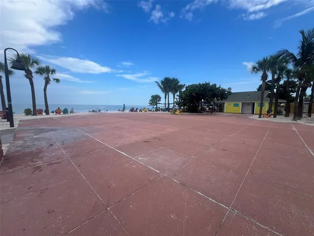 $4,100 | 1800 Pass A Grille Way, Unit 4, St. Pete Beach, FL 33706