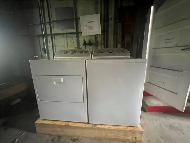 $4,100 | 1800 Pass A Grille Way, Unit 4, St. Pete Beach, FL 33706