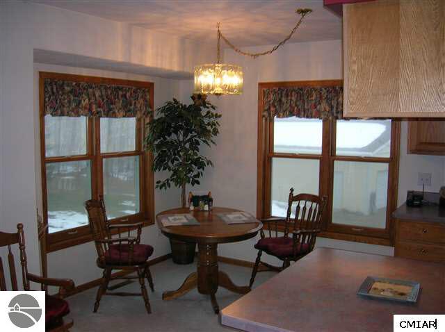 3746 West Millbrook Road Mount Pleasant, MI 48858 - Photo 5 of 9 1773668-4.JPG