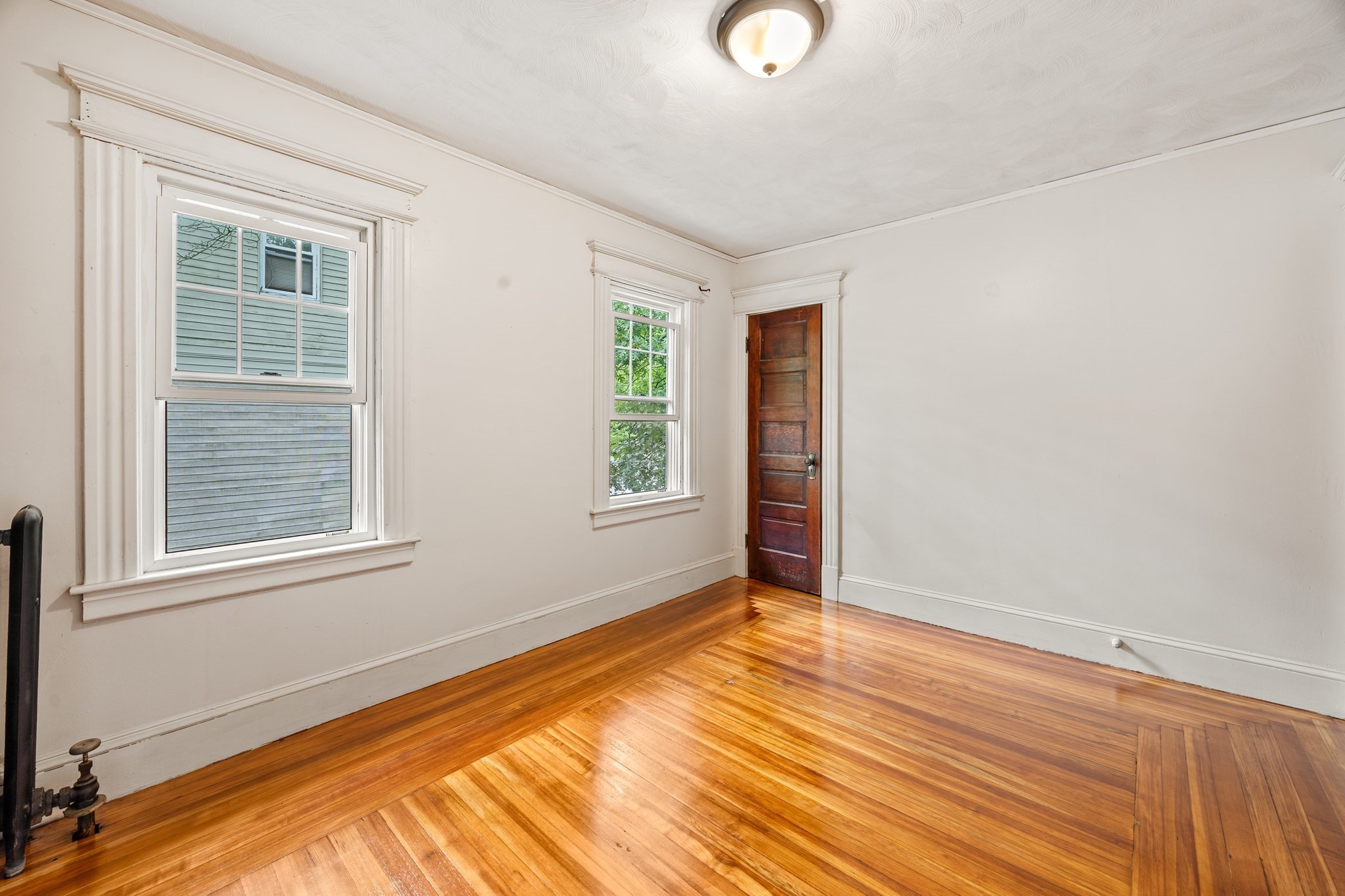 136 Marsden Street Springfield, MA 01109 - Photo 18 of 29 Gallery Image 18