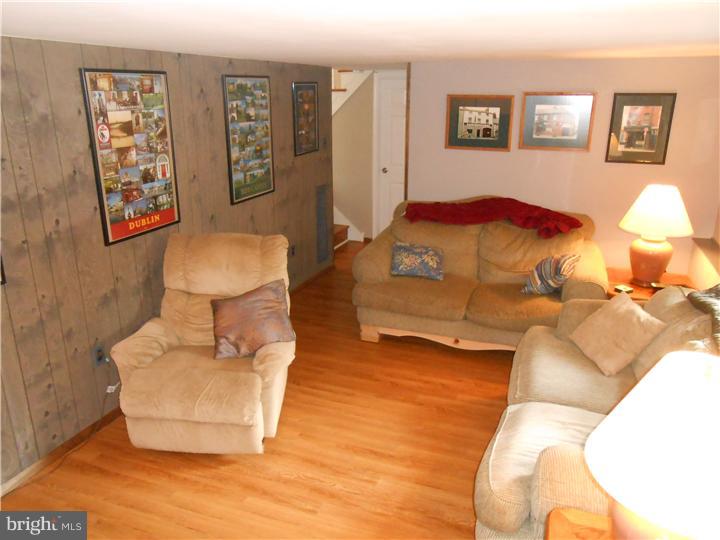 52 Autumn Road Churchville, PA 18966 - Photo 19 of 25 Family Room