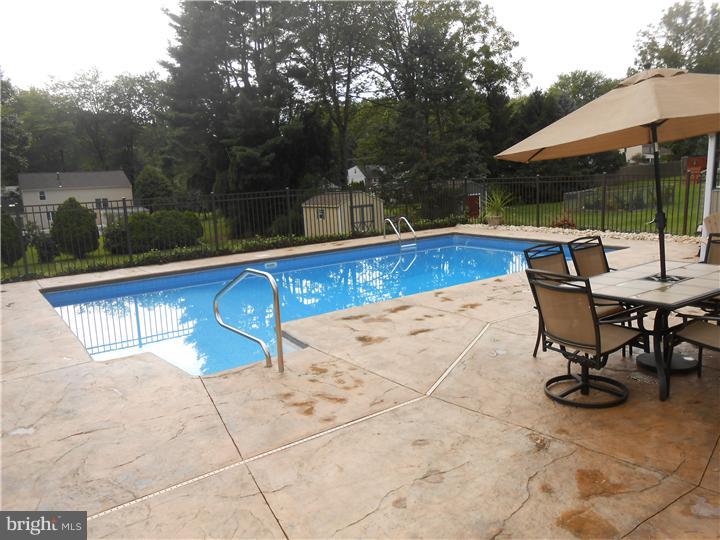 52 Autumn Road Churchville, PA 18966 - Photo 25 of 25 Pool