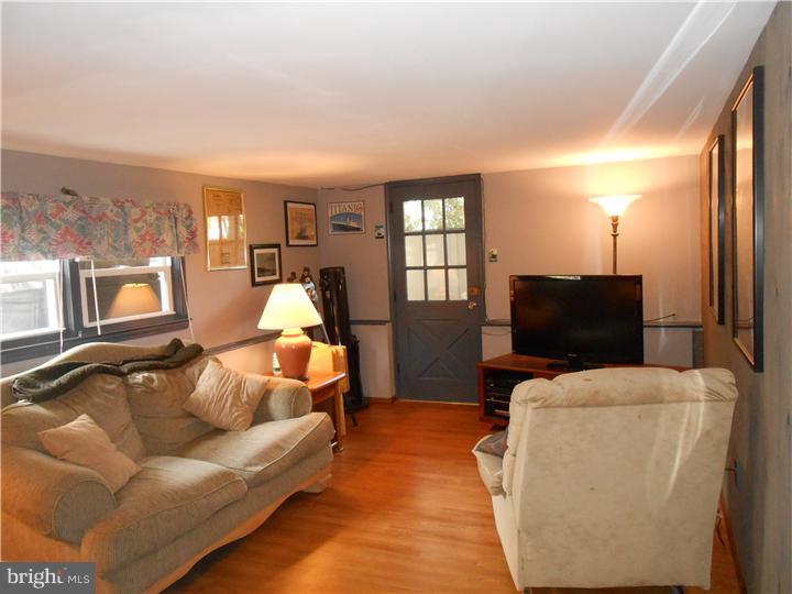 52 Autumn Road Churchville, PA 18966 - Photo 7 of 25 Family Room