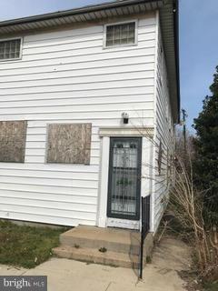123 Main Street Baltimore, MD 21222 - Photo 7 of 18 Exterior (Front)