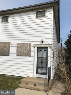 123 Main Street Baltimore, MD 21222 - Photo 8 of 18 Exterior (Front)