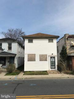 123 Main Street Baltimore, MD 21222 - Photo 9 of 18 Exterior (Front)