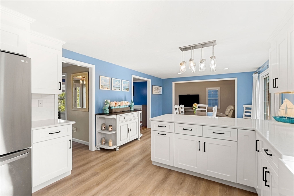 270 Morgan Road Whitinsville, MA 01588 - Photo 7 of 42 Gallery Image 7