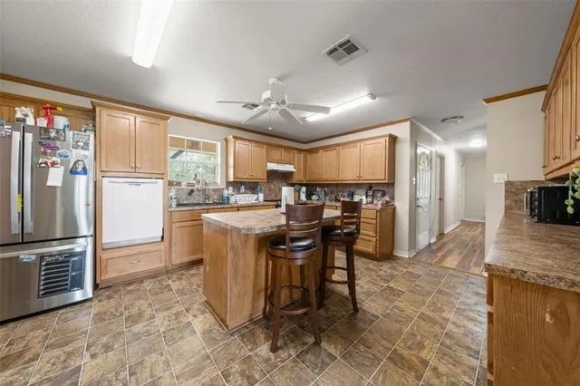 $839,900 | 771 Hcr 2233, West, TX 76691