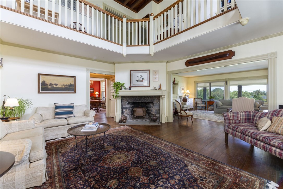 28 Newport Street Jamestown, RI 02835 - Photo 6 of 27