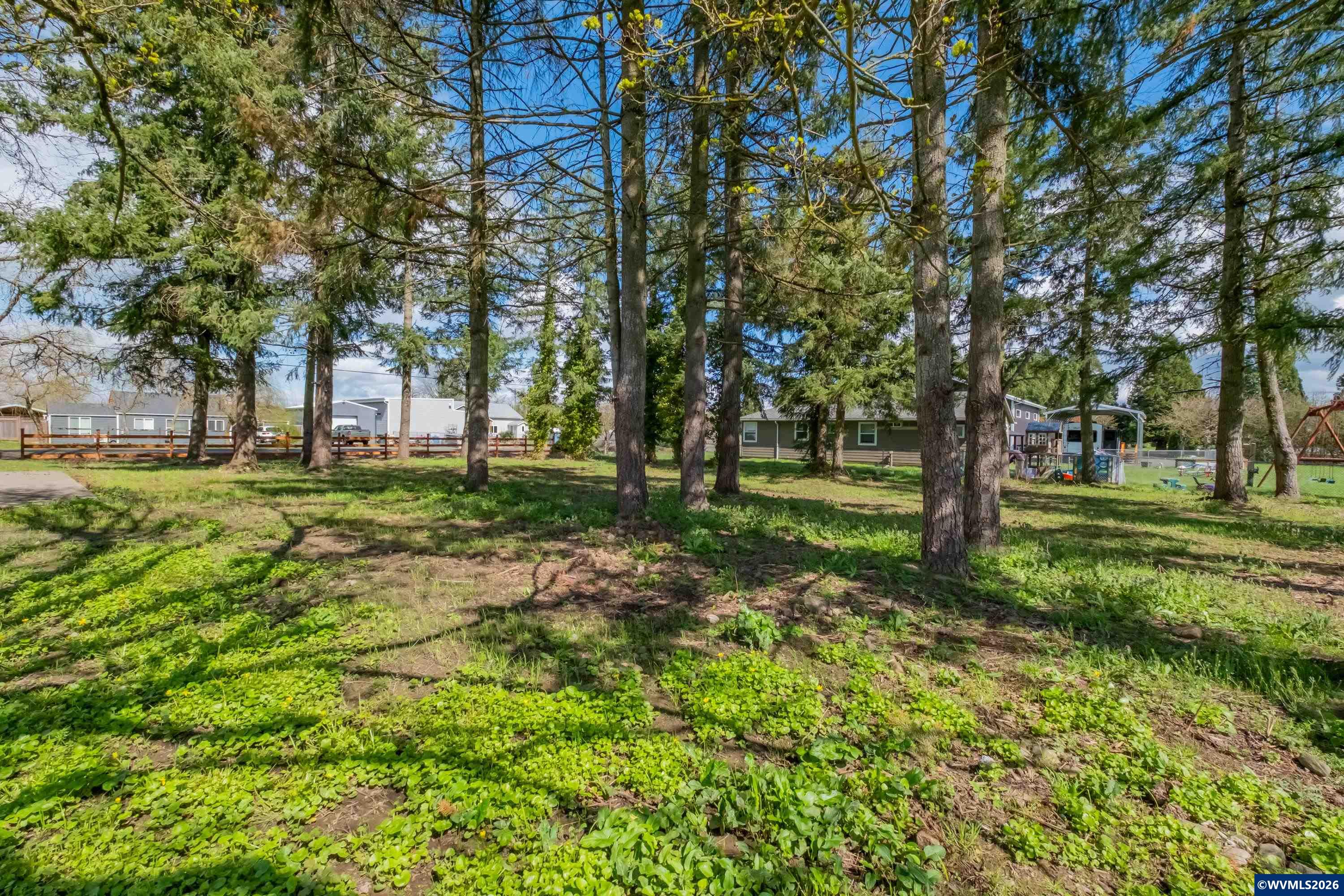 33001 Sandridge Road Lebanon, OR 97355 - Photo 5 of 50
