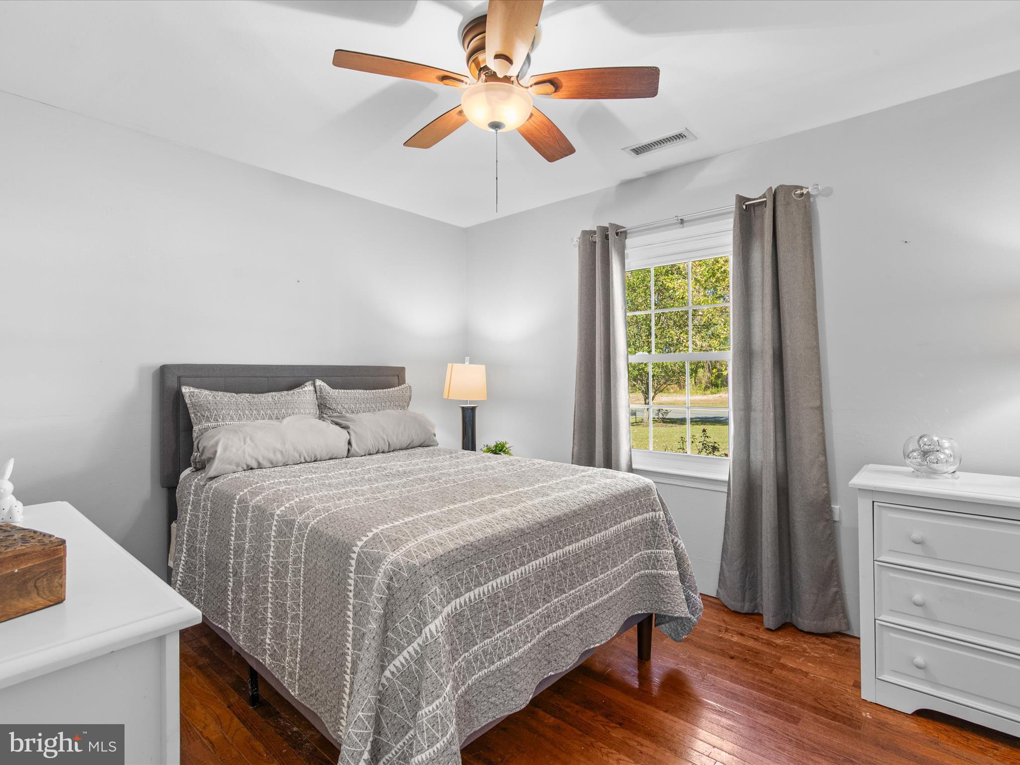 26905 Mt Vernon Road Princess Anne, MD 21853 - Photo 38 of 74 a bedroom with a bed and a closet