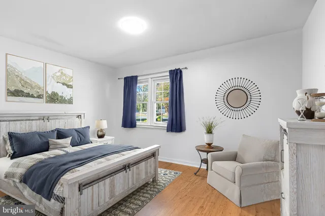 a view of a backyard with a small cabin