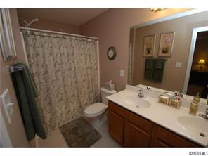 4909 Prosperity Ridge Road, Unit 4909 Charlotte, NC 28269 - Photo 9 of 14 Gallery Image 9