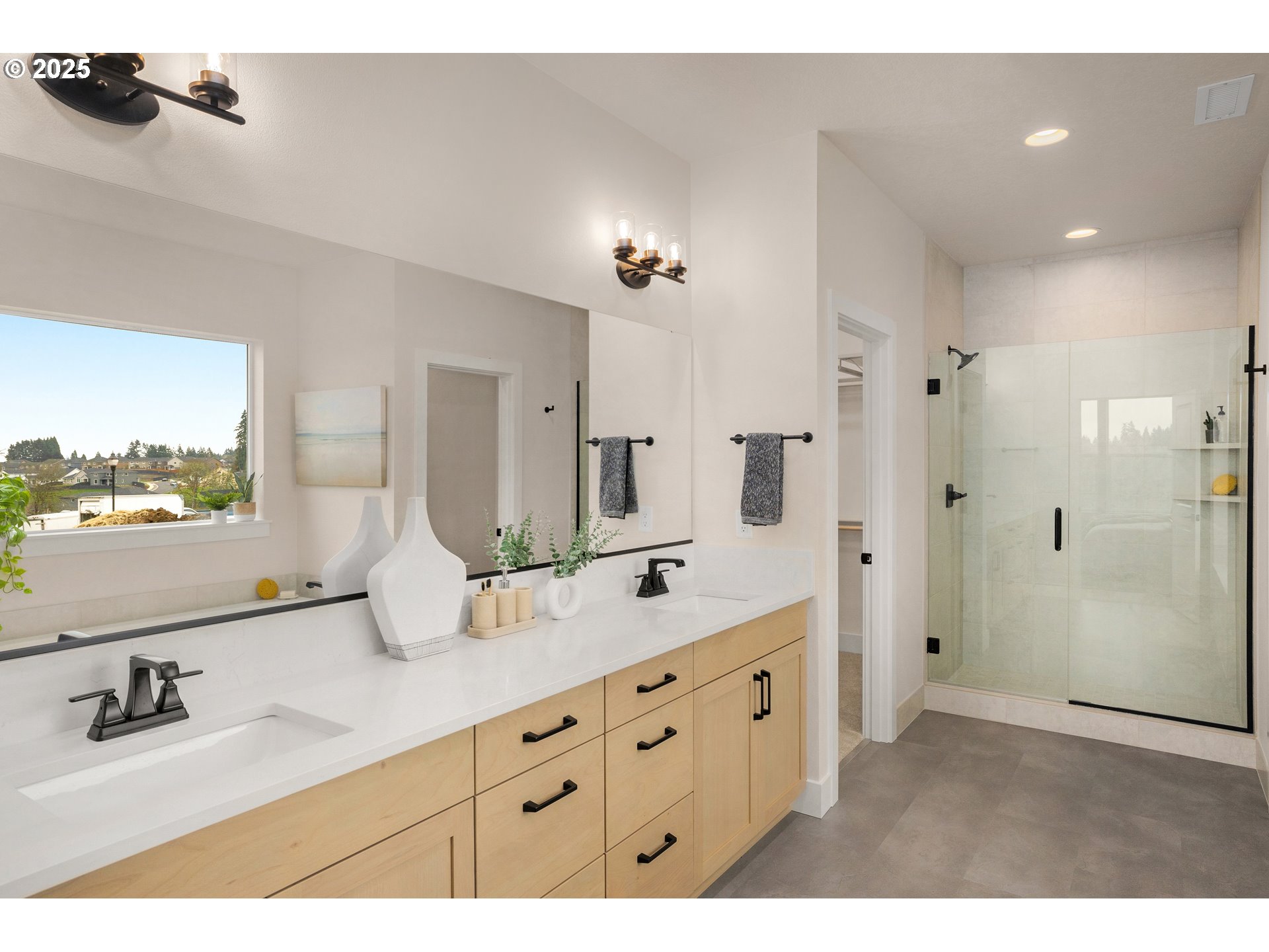 4200 North 15th Court Ridgefield, WA 98642 - Photo 16 of 25 Owner's Suite Bathroom