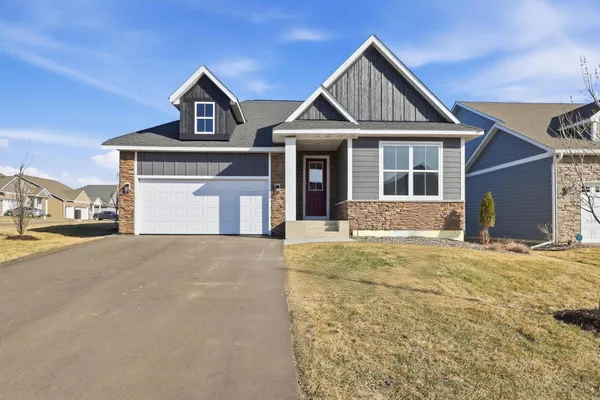 $649,900 | 17936 Gresford Lane, Lakeville, MN 55044