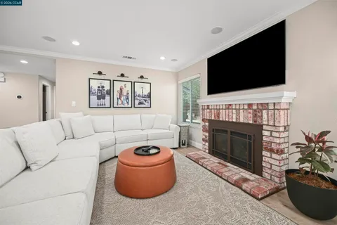 $1,929,000 | 219 Viewpoint Drive, Danville, CA 94506