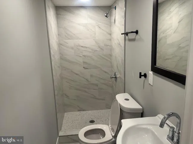 $1,100 | 6339 Morton Street, Unit G, Philadelphia, PA 19144