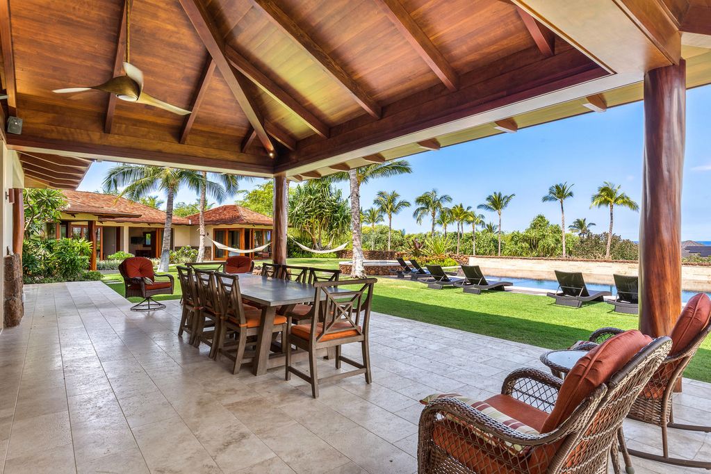 62-3908 Kaunaoa Iki Road Kamuela, HI 96743 - Photo 5 of 21 a view of a patio with a table and chairs