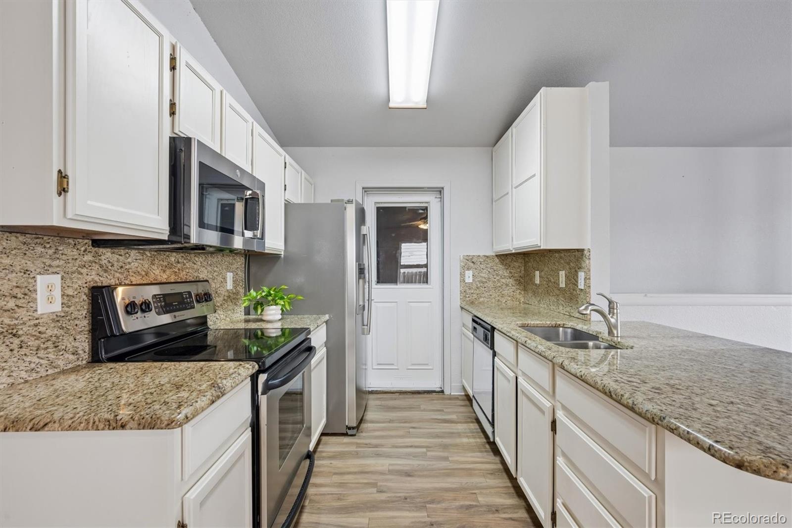 1406 6th Street Fort Lupton, CO 80621 - Photo 2 of 22