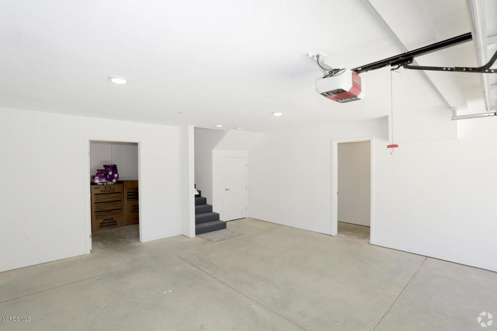 5250 Chesebro Road, Unit 13 Agoura Hills, CA 91301 - Photo 14 of 29 a view of a big room with closet and a window