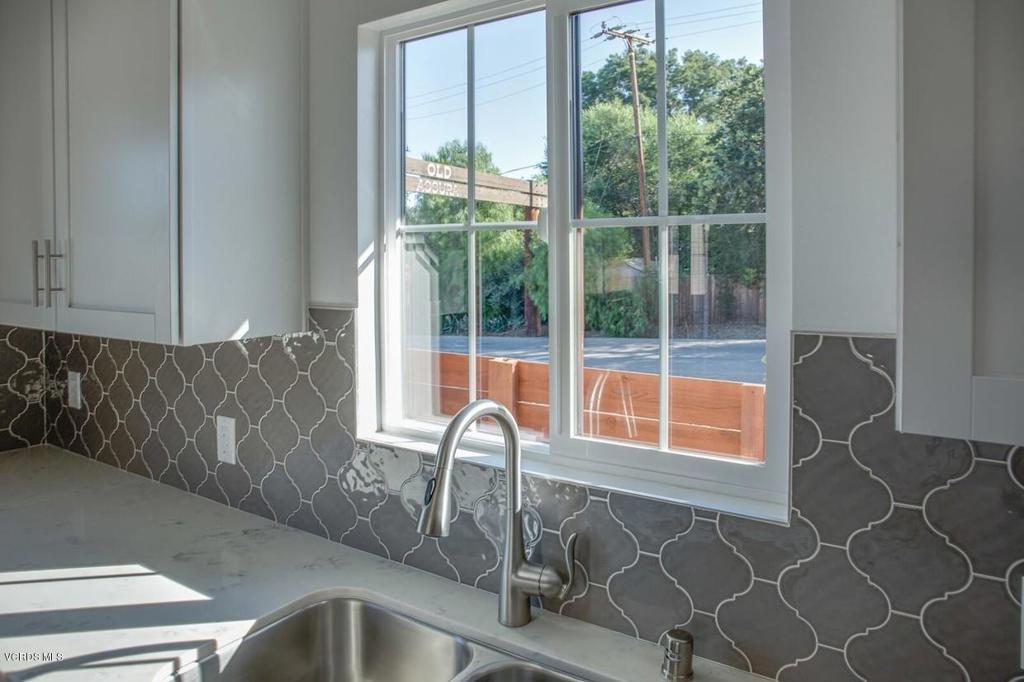 5250 Chesebro Road, Unit 13 Agoura Hills, CA 91301 - Photo 5 of 29 a view of a sink and table